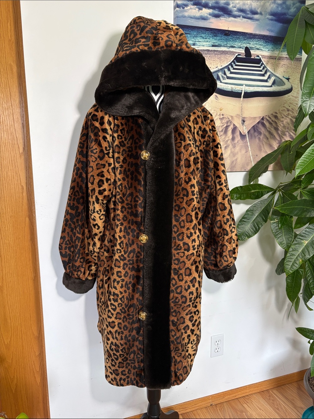 Vintage Bernardo reversible Leopard Print Faux Fur Hooded Coat gorgeous